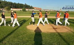 Home Run Mateusza Banacha ozdobą meczu z Piratami Władysławowo