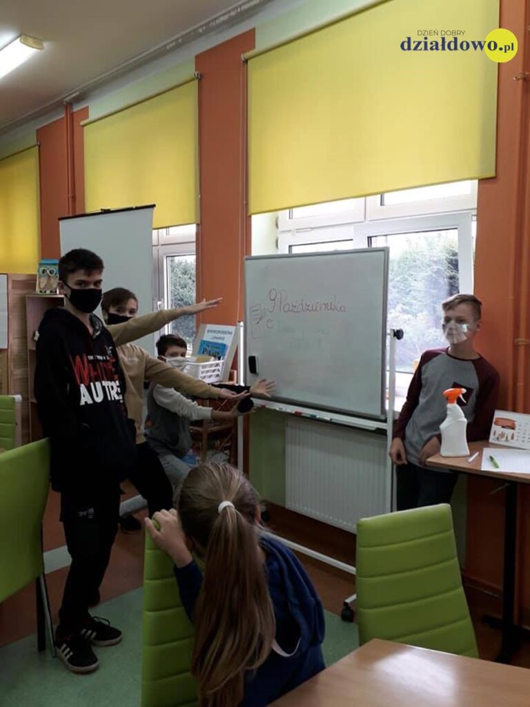 Międzynarodowy miesiąc bibliotek szkolnych w szkole podstawowej nr 2 w Działdowie