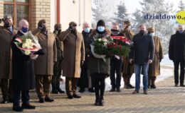 Dzień Pamięci Ofiar Obu Totalitaryzmów