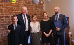 Burmistrz wręczył stypendia zdolnej młodzieży